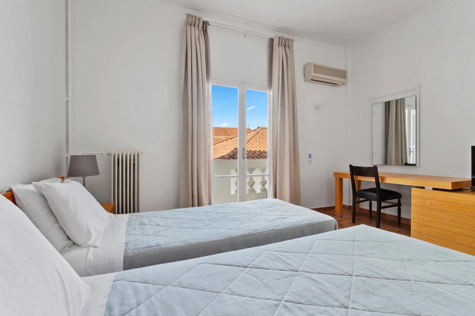 Hotel Roumani Spétses Dış mekan fotoğraf
